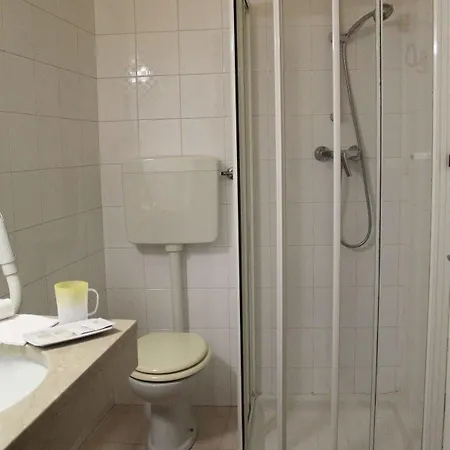 欧罗巴酒店 2* 多索博诺