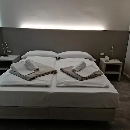 Hotel Europa 2*
